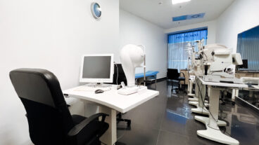 dom lekarski – ambulatorium piastów gabinet okulistyczny