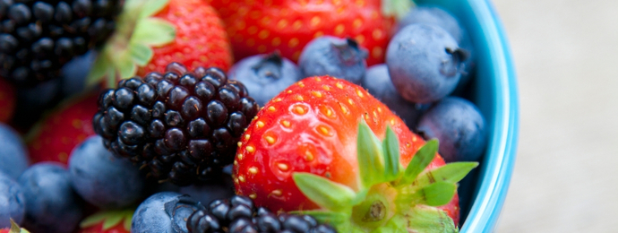 Prozdrowotne działanie owoców i warzyw na lato. Top 5 produktów sezonowych Szczecin Dom Lekarski