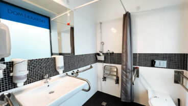 szpital piastów łazienka